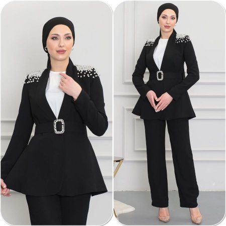 الأسود الكلاسيكي